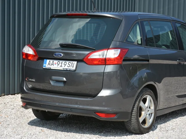 Ford Grand C-Max 1.5 TDCi – fotografia 5 z 12