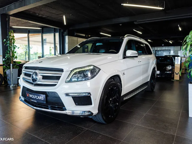 Mercedes-Benz GL 500 4MATIC – fotografia 3 z 15