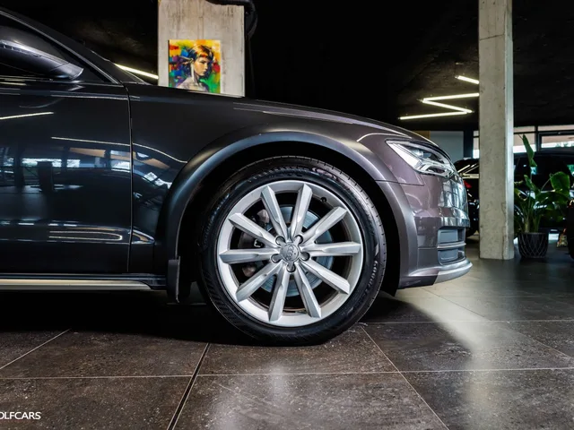 Audi A6 Allroad 3.0 TDI quattro 160 kW – fotografia 4 z 15