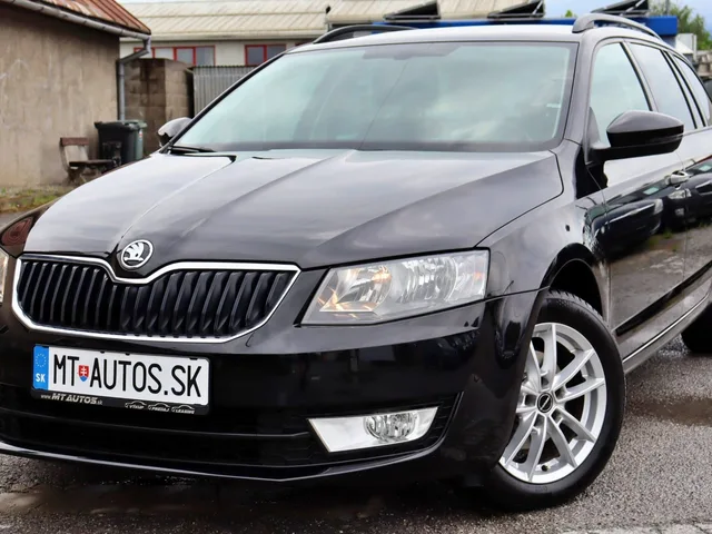 Škoda Octavia 1.6 TDI Ambition – fotografia 3 z 15
