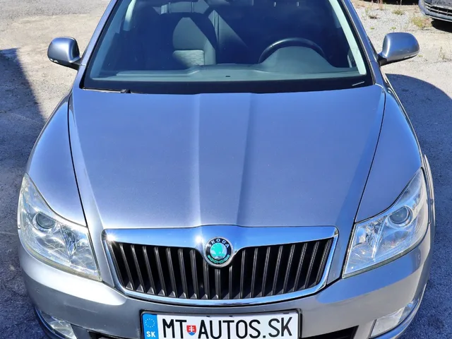 Škoda Octavia 1.6 TDI Ambition – fotografia 4 z 15