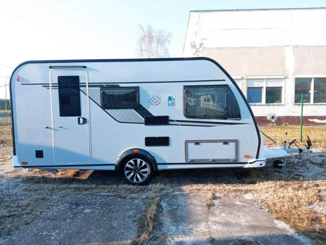 Knaus Südwind 420 QD 60 Years – fotografia 4 z 15