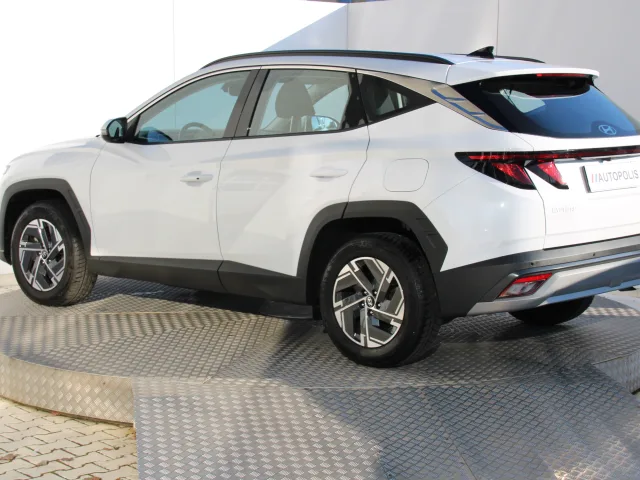 Hyundai Tucson 1.6 T-GDi Family – fotografia 5 z 15