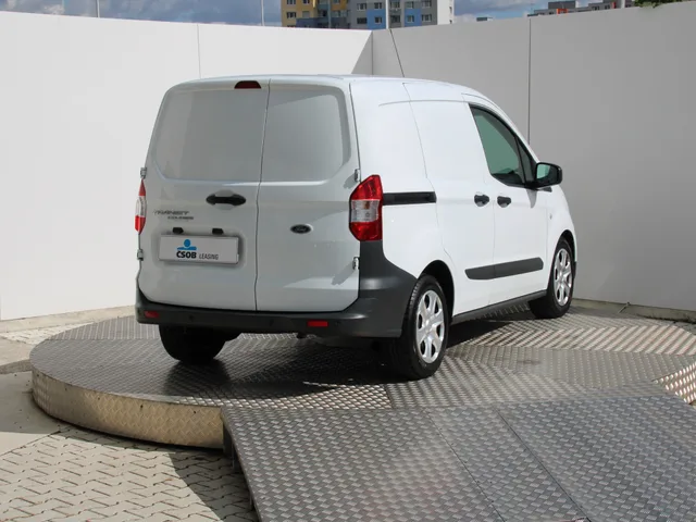 Ford Courier Van Trend 1.0 EcoBoost 74kW – fotografia 5 z 15