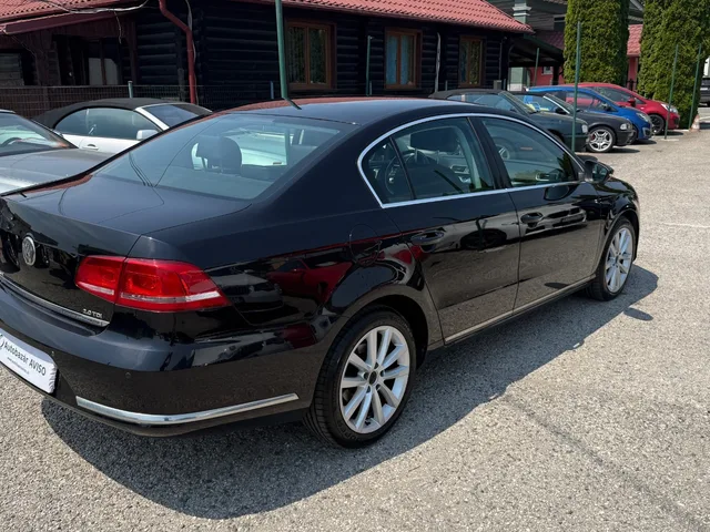 Volkswagen Passat 2.0 TDI BMT Highline – fotografia 6 z 15