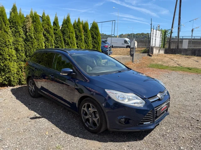 Ford Focus Kombi 1.6 TDCi – fotografia 3 z 13