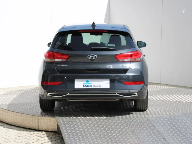 Hyundai i30 1.5 T-GDi MHEV Family – fotografia 4 z 15