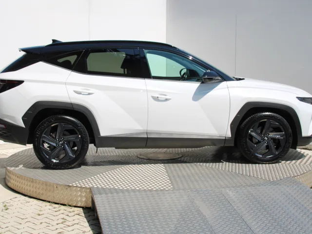 Hyundai Tucson 1.6 T-GDi Play – fotografia 6 z 15