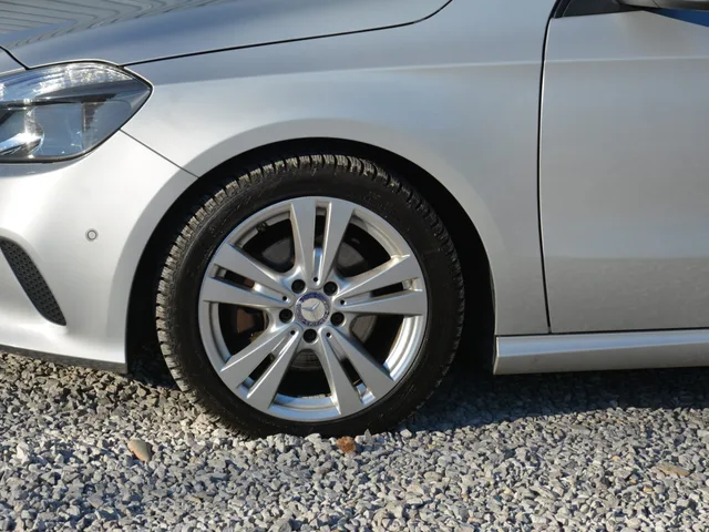 Mercedes-Benz A trieda 2.2 A/T – fotografia 3 z 15