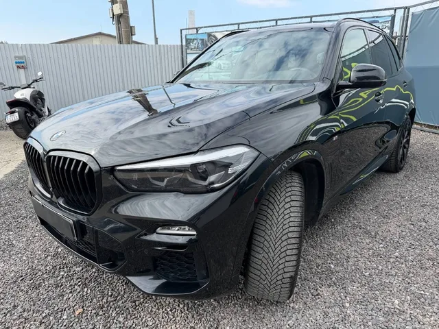 BMW X5 xDrive30d A/T – fotografia 6 z 15