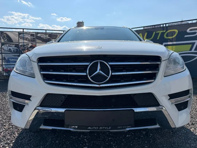 Mercedes-Benz M-Class 250 BlueTEC – fotografia 3 z 15