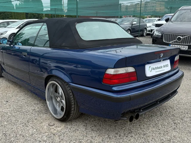BMW 320i – fotografia 4 z 15