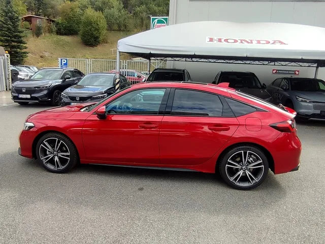 HONDA CIVIC 2.0 e:HEV Advance e-CVT – fotografia 5 z 15