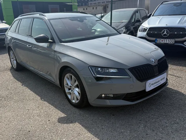 Škoda Superb Combi 2.0 TDI 190k 4x4 SportLine DSG – fotografia 3 z 15