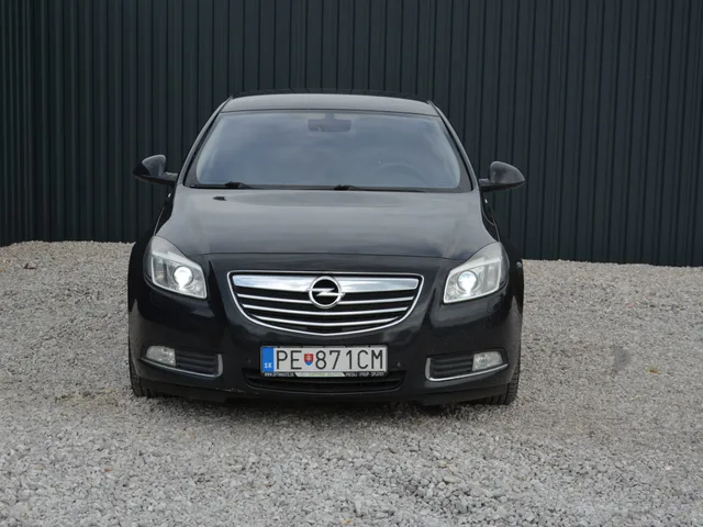 Opel Insignia 2.0 CDTI – fotografia 5 z 15