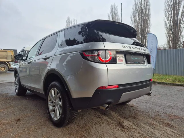 Land Rover Discovery Sport 2.0D D150 AWD A/T – zdjęcie 4 z 15