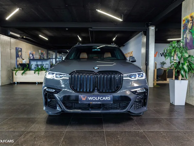 BMW X7 50i xDrive Individual – fotografia 2 z 15