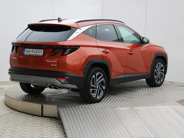 Hyundai Tucson Hybrid 1.6 T-GDi HEV 4WD – fotografia 5 z 15