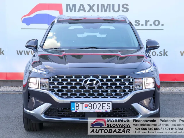 Hyundai Santa Fe 2.2 CRDi Premium 4×4 A/T | 2022 | 7 miest | 1. majiteľ SR | Serviska – fotografia 2 z 15