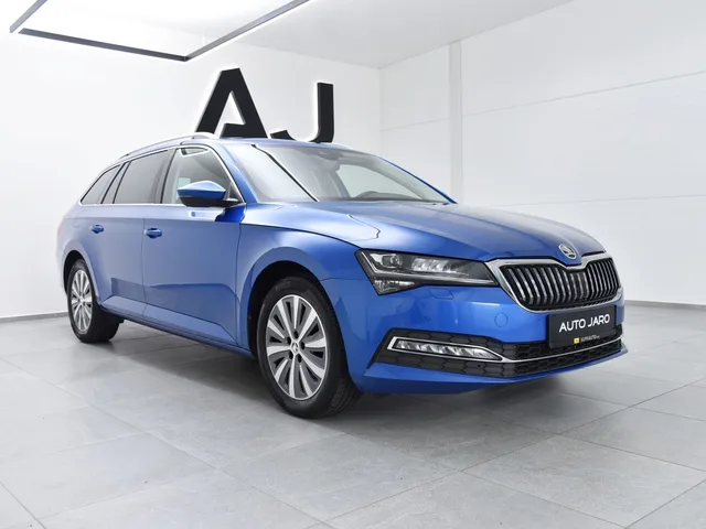 Škoda Superb Combi 2.0 TSI Style DSG – fotografia 5 z 15