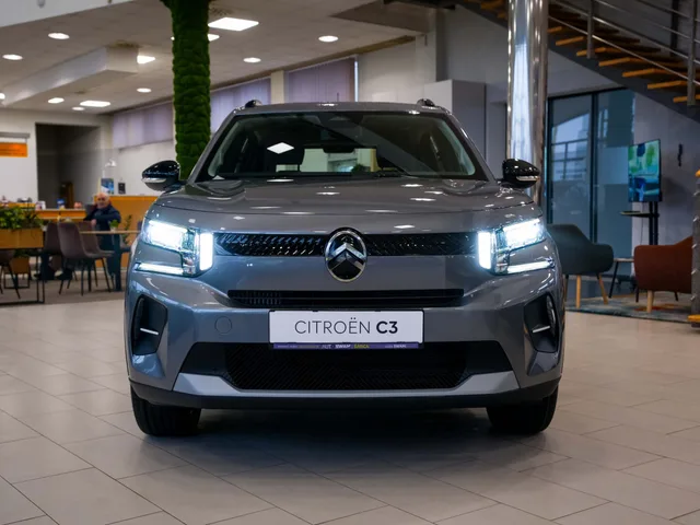 Citroën C3 PLUS Turbo 100 S&S – fotografia 3 z 15