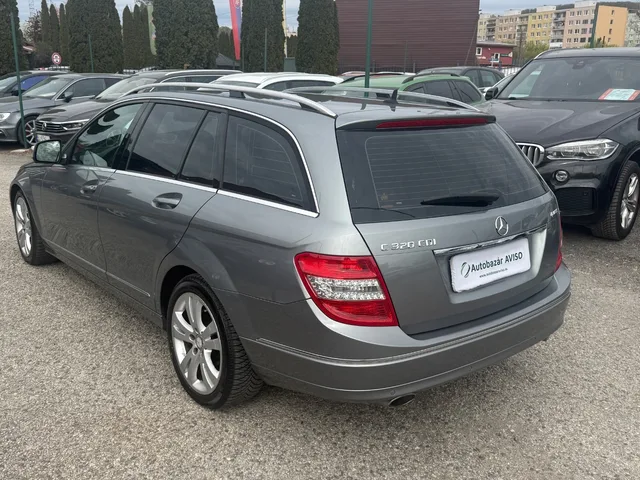 Mercedes-Benz C 320 CDI Avantgarde 4-matic Kombi – fotografia 6 z 15