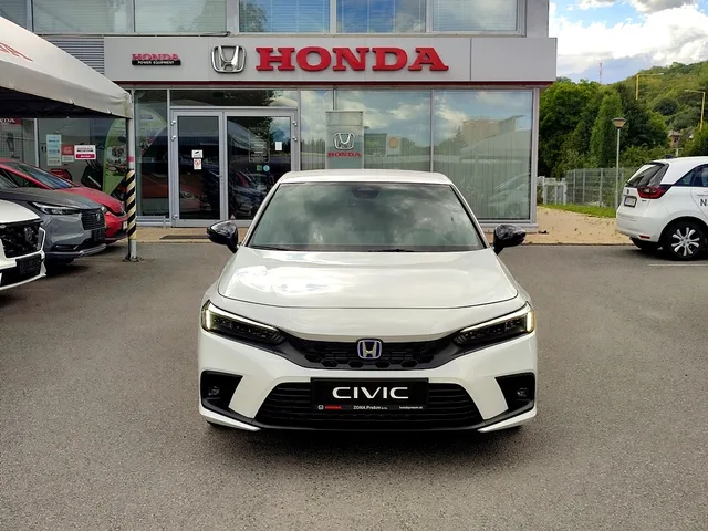 HONDA CIVIC 2.0 e:HEV Sport e-CVT – fotografia 3 z 15