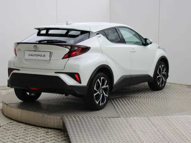 Toyota C-HR Style 1,2 85kW – fotografia 5 z 15