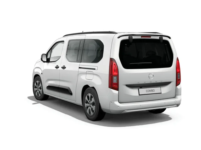 Opel Combo GS XL 1.5 CDTi 130k AT8 – fotografia 3 z 6