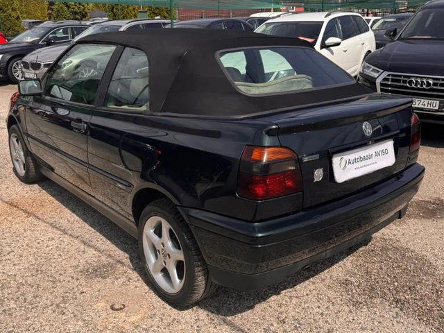 Volkswagen Golf Cabrio 1.8 Karmann – fotografia 4 z 15