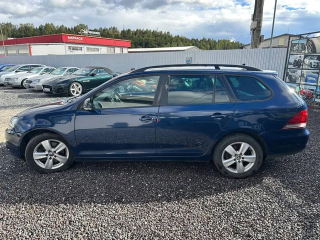 Volkswagen Golf Variant 2.0 TDI Highline – fotografia 6 z 15