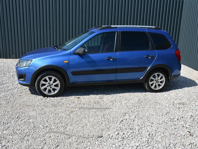 Lada Kalina 1.6 Cross – fotografia 3 z 15