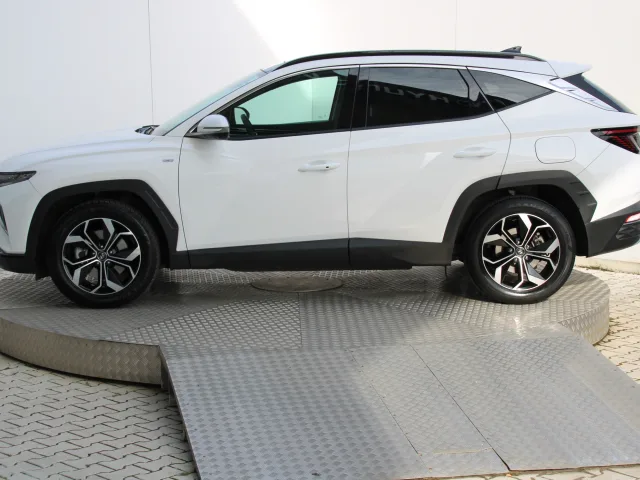 Hyundai Tucson 1.6 T-GDi 132 kW AT – fotografia 5 z 15