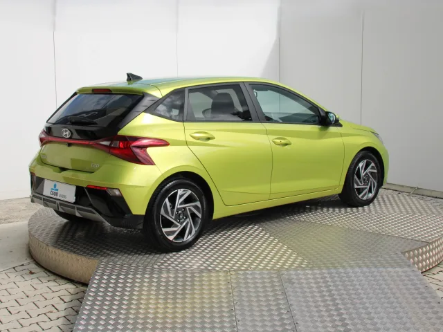 Hyundai i20 Family 1.0 T-GDi – fotografia 4 z 15