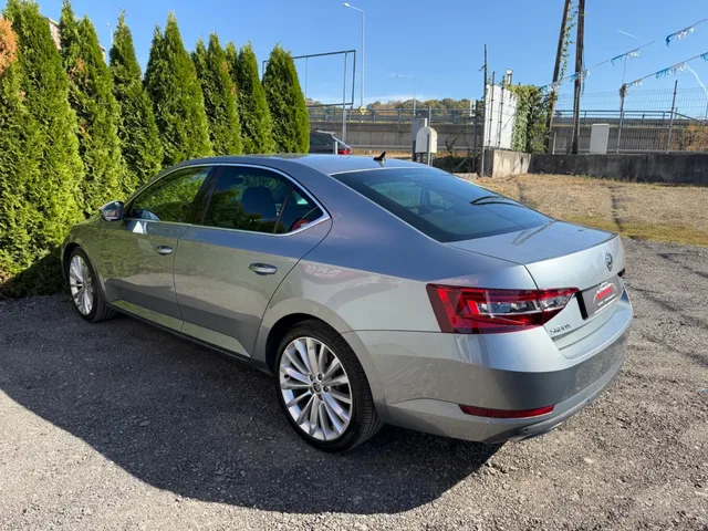 Škoda Superb 2.0 TDI 190k Style DSG – fotografia 5 z 15