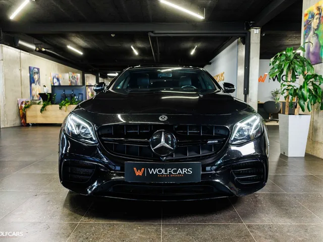 Mercedes-Benz AMG E 63 4MATIC – fotografia 2 z 15