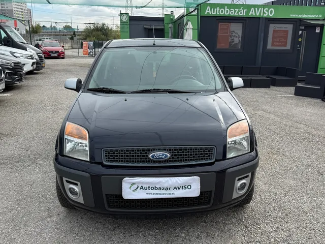 Ford Fusion 1.6 TDCi Comfort – fotografia 2 z 15