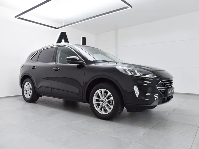 Ford Kuga 2.5 Duratec HEV Titanium eCVT – fotografia 6 z 15