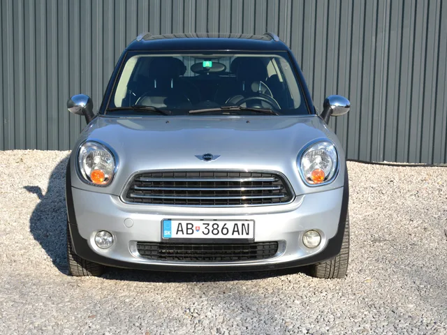 Mini Countryman 1.6 D Cooper D All4 – fotografia 4 z 15
