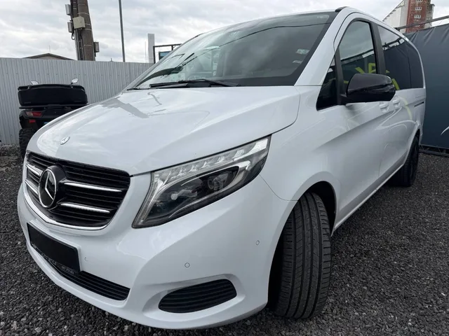 Mercedes-Benz V trieda V250 d lang Avantgarde – fotografia 6 z 15