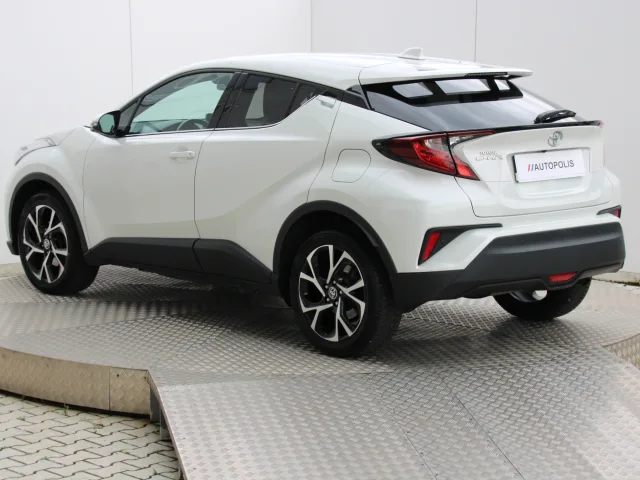 Toyota C-HR Style 1,2 85kW – fotografia 3 z 15