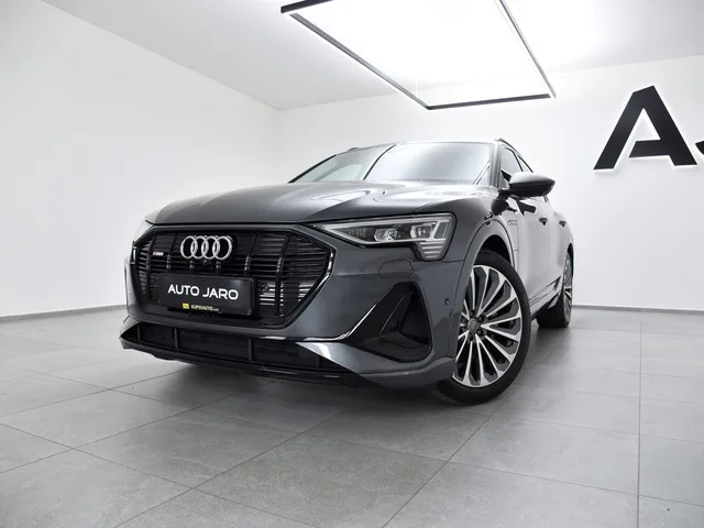 Audi e-tron 55 Quattro S-line A/T – fotografia 2 z 15