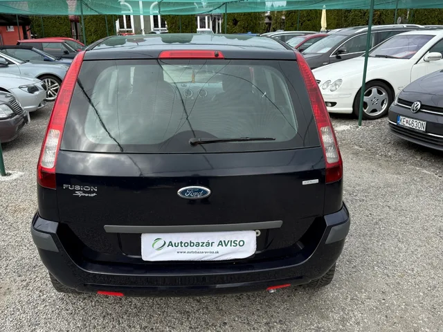 Ford Fusion 1.6 TDCi Comfort – fotografia 5 z 15