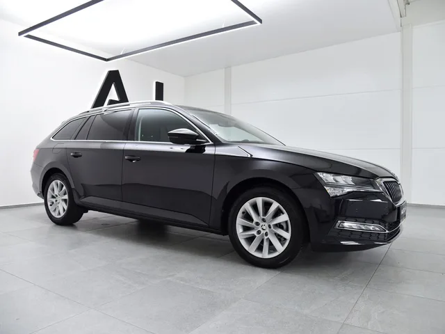 Škoda Superb Combi 2.0 TDI Style DSG – fotografia 6 z 15
