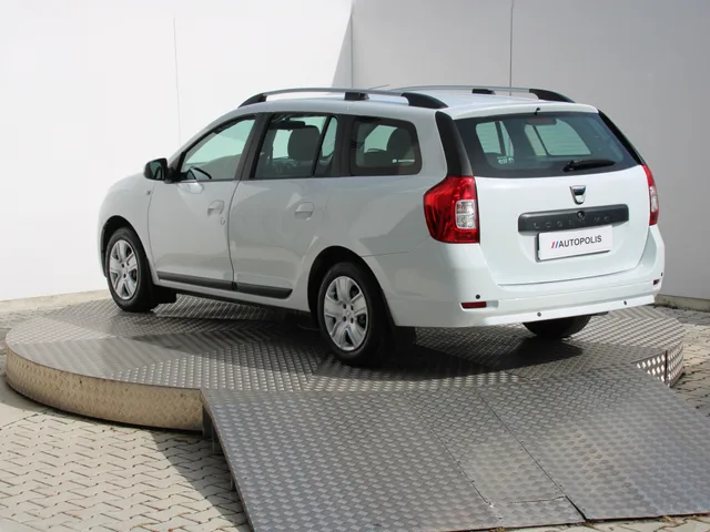Dacia Logan 1,0i 54kW – fotografia 3 z 15