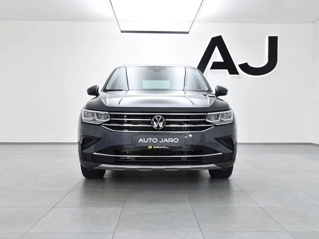 Volkswagen Tiguan 2.0 TDI DSG, Elegance, IQ Light, Kamera, ACC, Panorama – fotografia 3 z 15