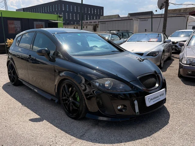 Seat Leon 2.0 TSI CUPRA R – fotografia 3 z 15