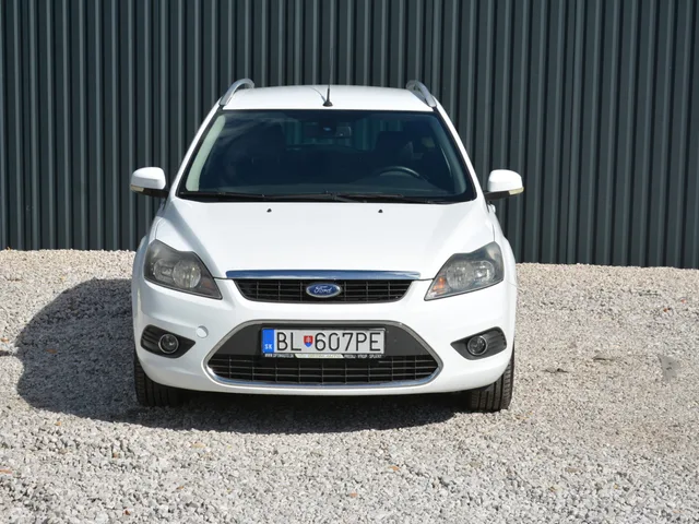 Ford Focus Kombi 2.0 CDTi Automat – fotografia 4 z 15
