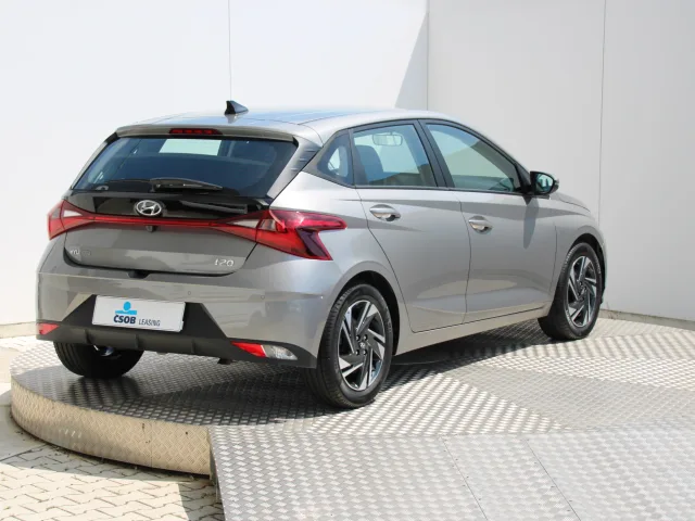 Hyundai i20 1.0 T-GDi Family 74 kW – fotografia 5 z 15