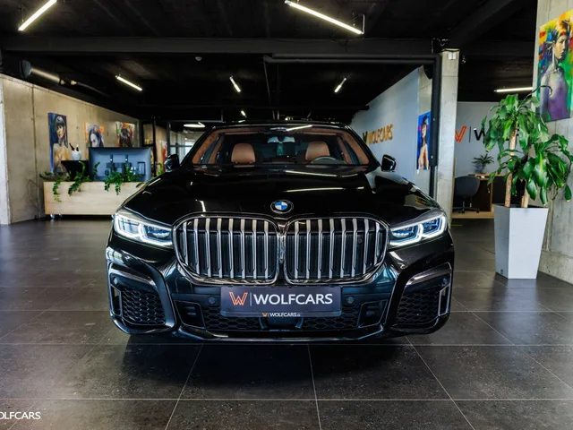 BMW 745Le xDrive M-Sport – fotografia 2 z 15